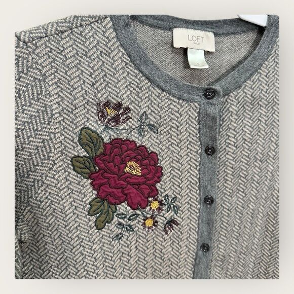 Women’s Flower Cardigan Gray Pink Knit Button Down Cottagecore Prairie Modest S - Picture 6 of 9